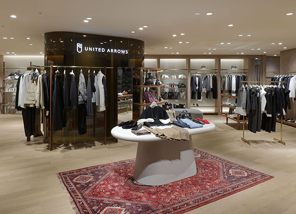 ユナイテッドアローズ 北千住 ウィメンズストア