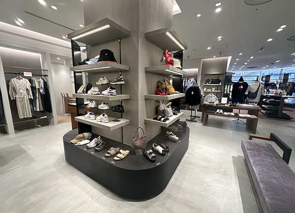 ユナイテッドアローズ 新潟店