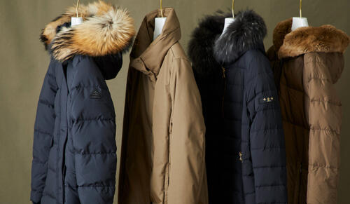 寒さを凌ぐダウンジャケット