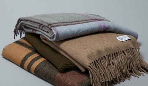 おしゃれにも防寒にも。 冬小物がスペシャルプライスで登場