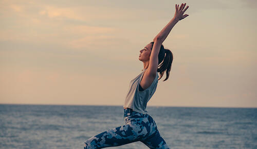 ヨガと「TO UNITED ARROWS」を通じて考える、 心と身体を繋ぐヒント。