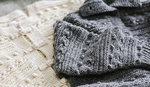 職人の技術と温もりが宿る、「フィータ」初のハンドニットシリーズ。