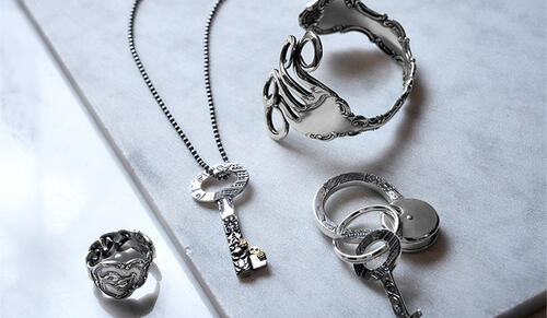 ヴィンテージのシルバーカトラリーを新たなモノへ、「BLIND MAN TOGS」が表現するジュエリーの形。