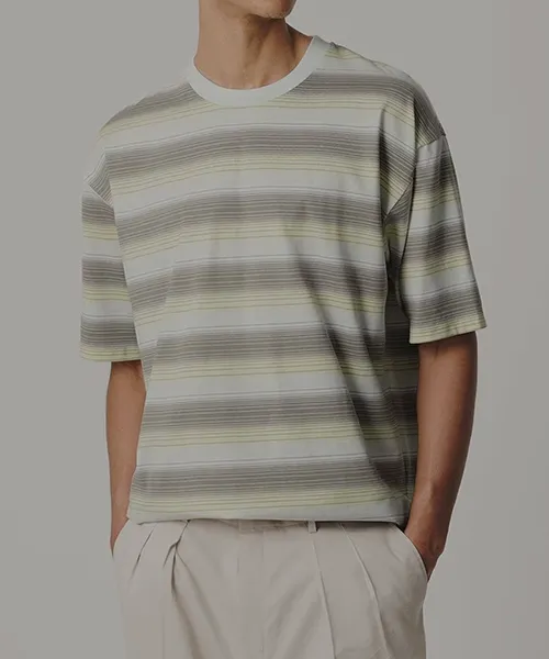 Tシャツ