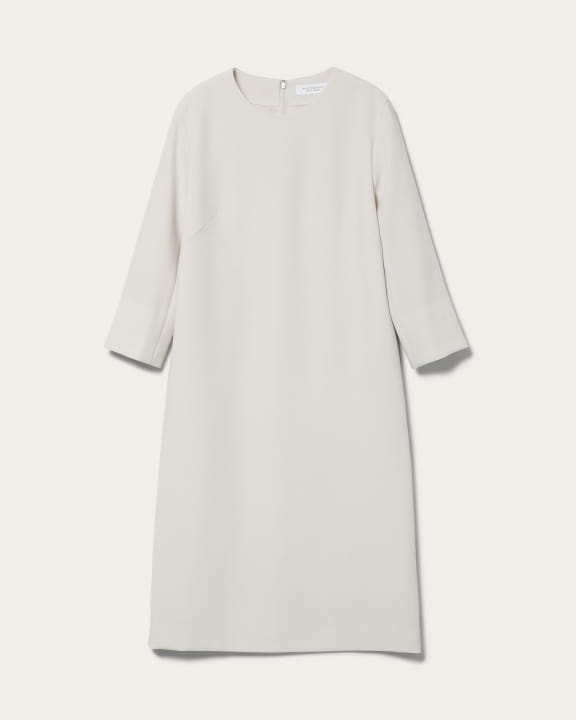 特別な日に自信を、毎日に洗練を。出番の多い「セレモニー服 特別な日に自信を、毎日に洗練を。出番の多い「セレモニー服