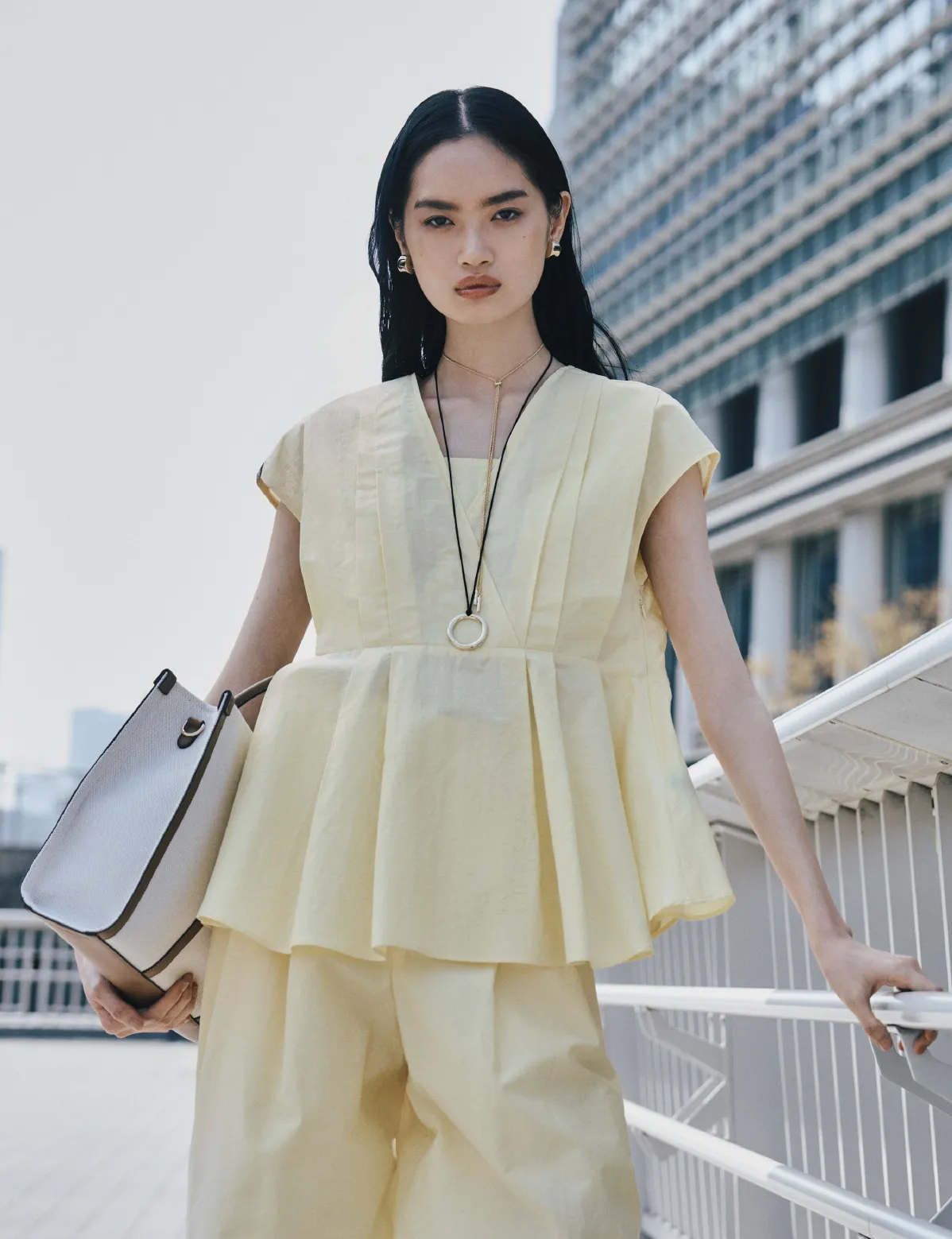 WOMEN | OFFICE STYLE 2026 SPRING / SUMMER 凛と、夏を着る
