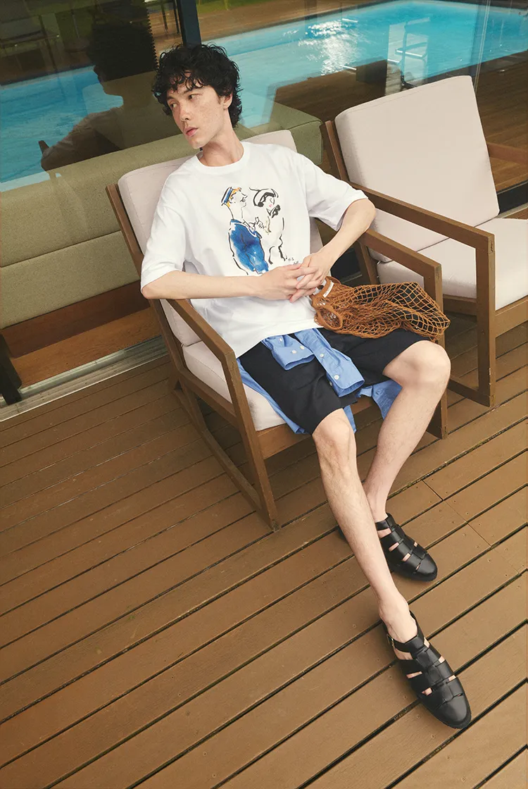 T-SHIRT