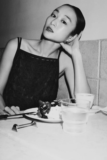 妻　小野ゆり子