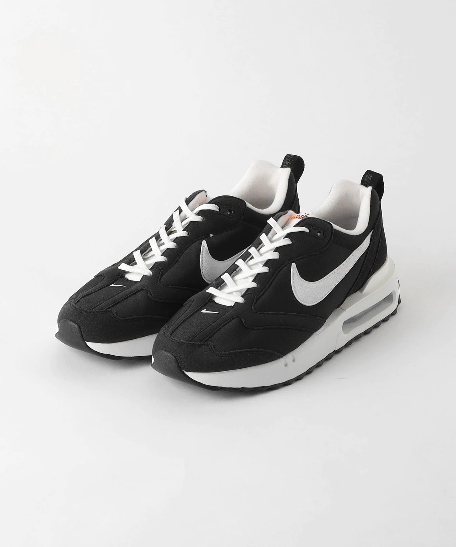 NIKE AIRMAX DAWN