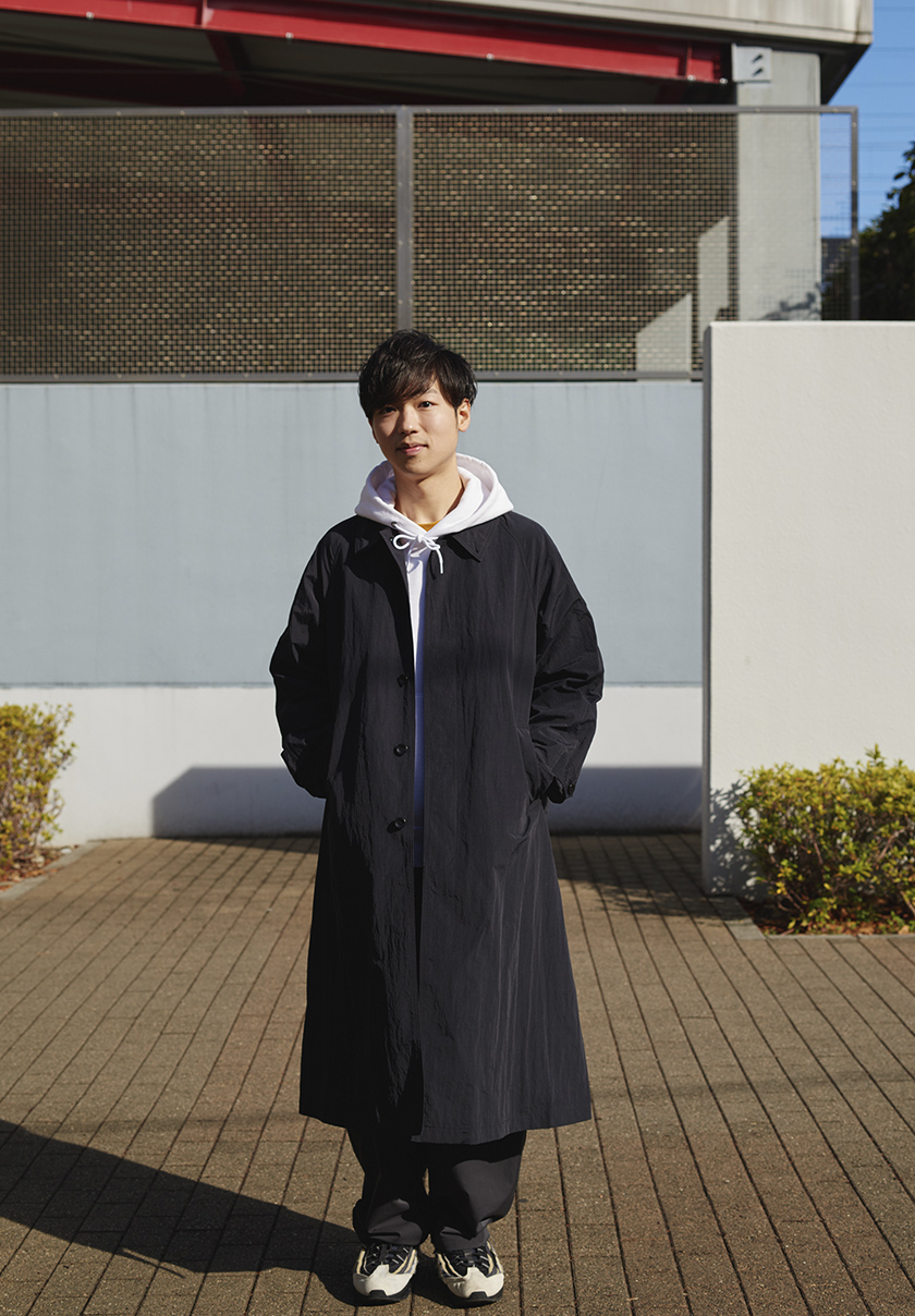 UNITED ARROWS LTD. SHOP STAFF SPRING OUTERWEAR STYLES