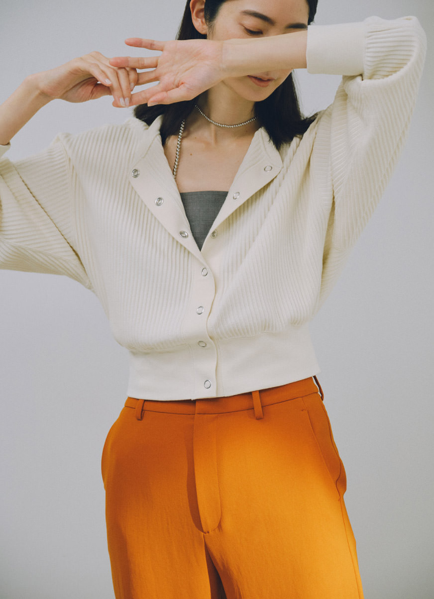 CROPPED TOPS 商品イメージ画像(1)
