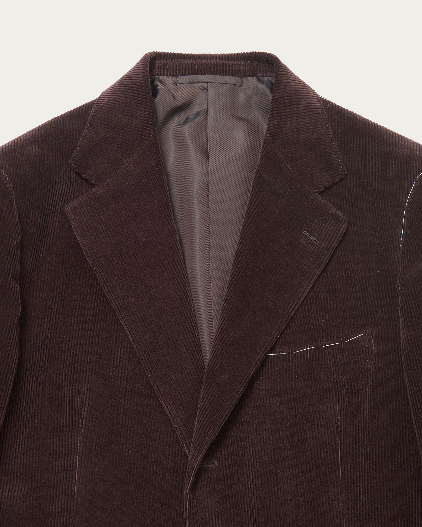 Suit | TOPS | ソブリン | MEN | 2022年秋冬コレクション Suit | TOPS | ソブリン | MEN | 2022年秋冬コレクション