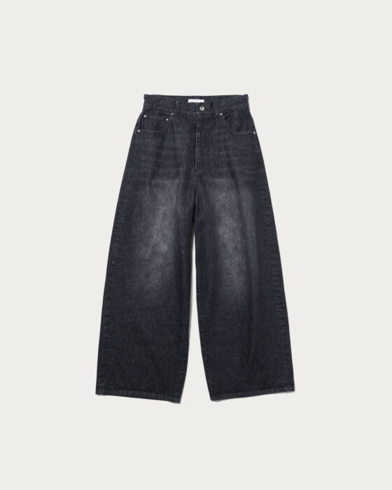 アストラット(ASTRAET)|WOMEN|2023年秋冬コレクション アストラット(ASTRAET)|WOMEN|2023年秋冬コレクション
