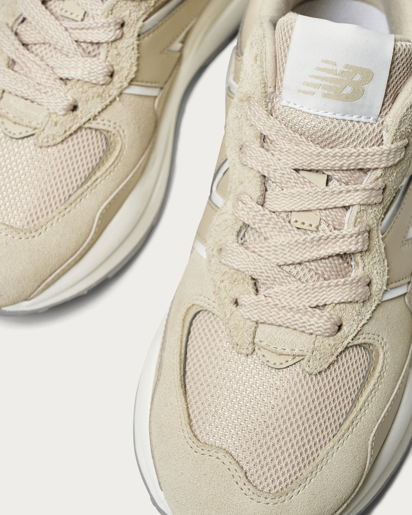 Sneakers | SHOES | ビューティ&ユース | WOMEN | 2023年春夏 Sneakers | SHOES | ビューティ&ユース | WOMEN | 2023年春夏