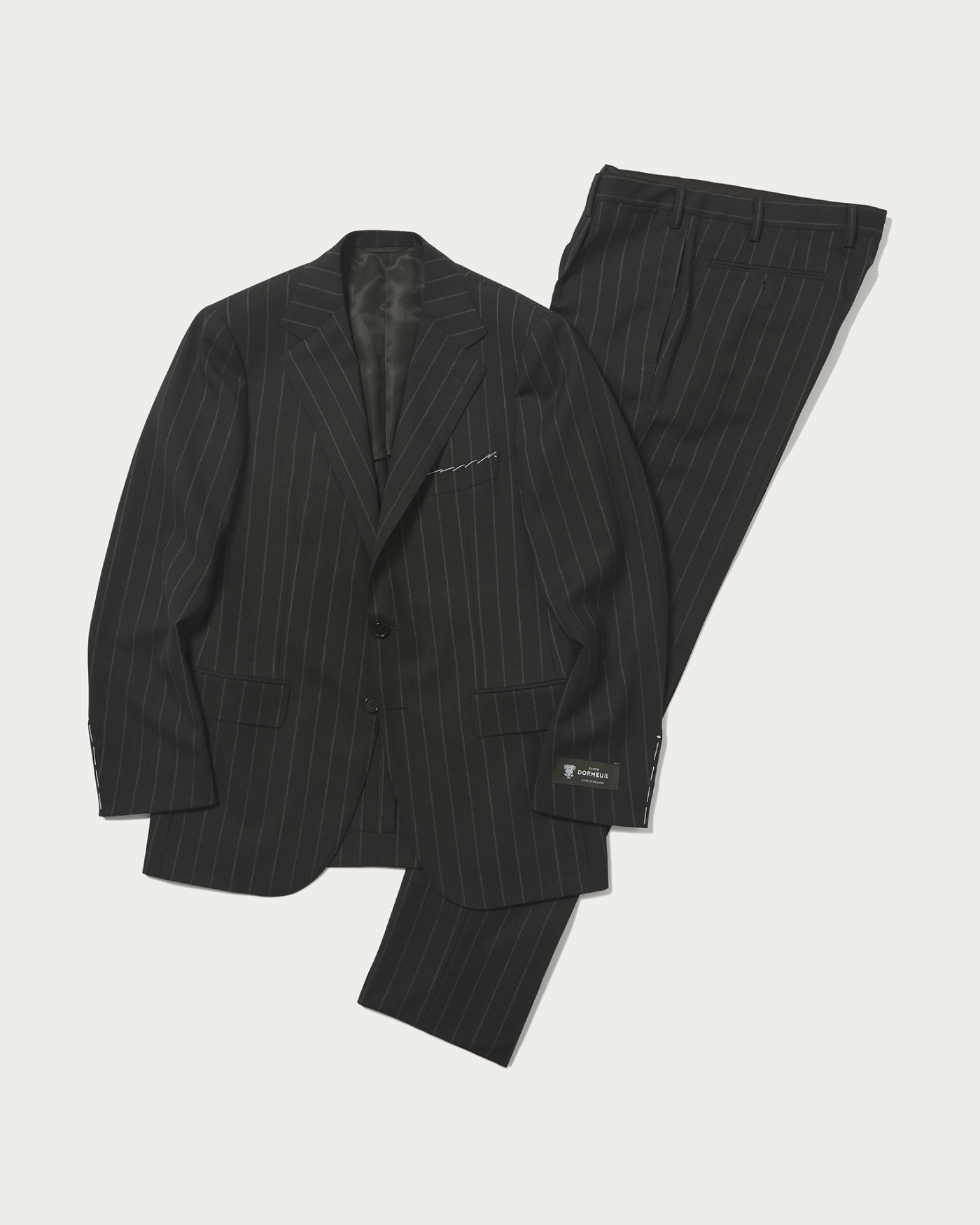 Suit | TOPS | ソブリン | MEN | 2023年春夏コレクション Suit | TOPS | ソブリン | MEN | 2023年春夏コレクション