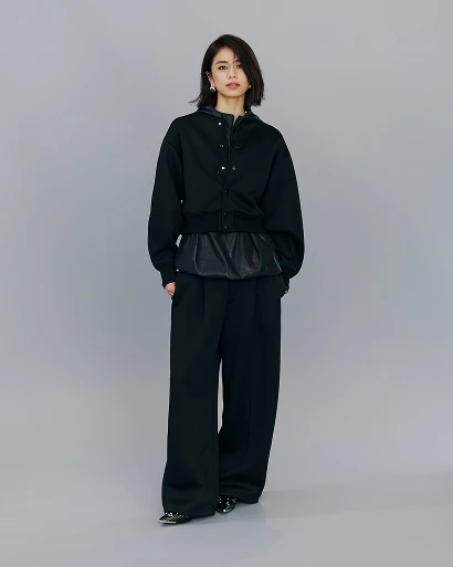 ESSENTIAL 03
