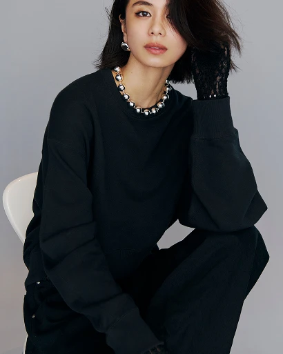ESSENTIAL 05