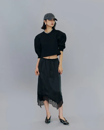 ESSENTIAL 09