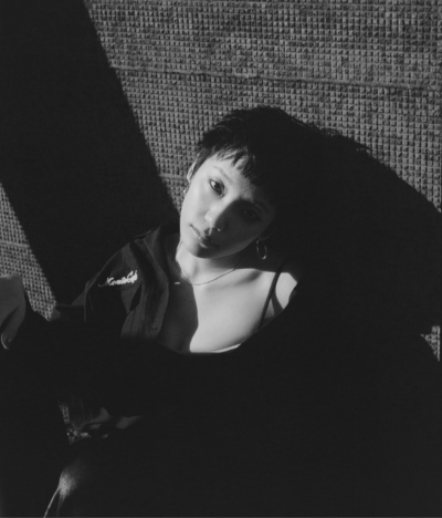 遊び心が効いたサイジングで、大人の余裕も演出