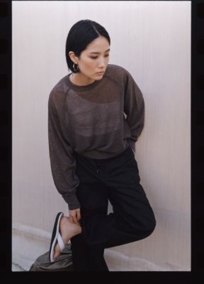 オーガニックなカラーを程よく注入し柔らかさを匂わす