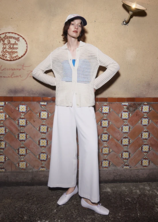 LOOK 01