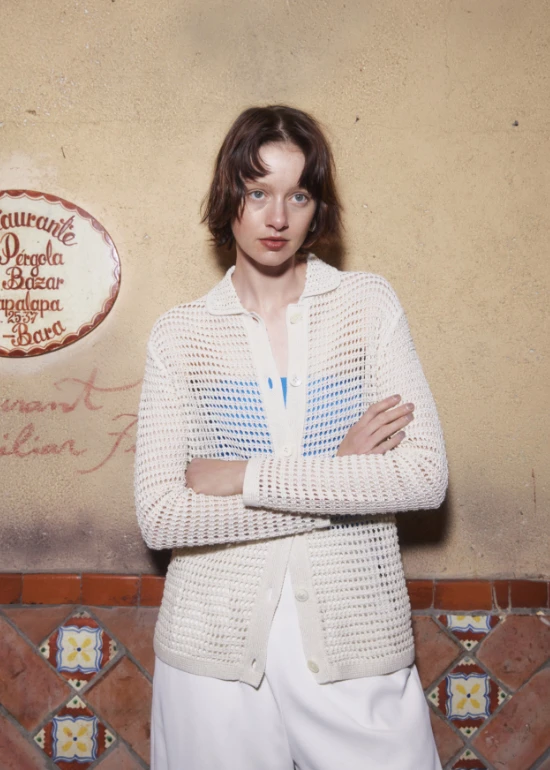 LOOK 01