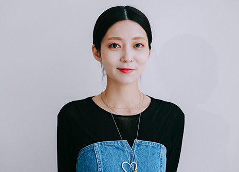 仲 希望