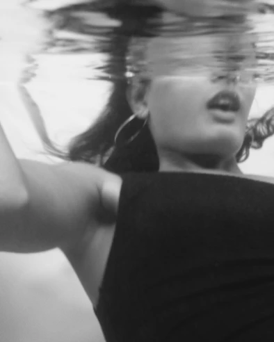 Lepidos 2025 SUMMER LOOK UNDER THE SUN LOOK 03