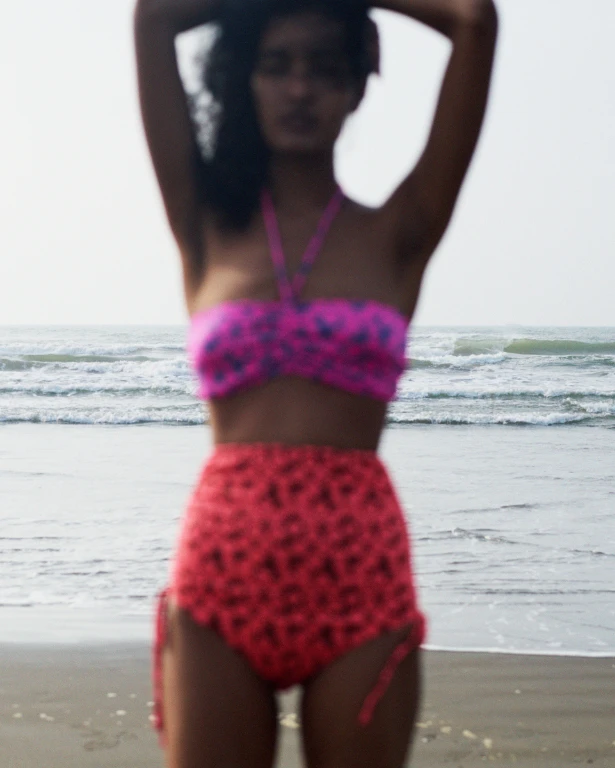 Lepidos 2025 SUMMER LOOK UNDER THE SUN LOOK 04