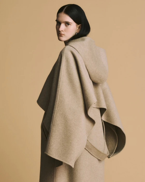 conte 2024 AUTUMN/WINTER LOOK_2 辺見えみり|コンテ conte 2024 AUTUMN/WINTER LOOK_2 辺見えみり|コンテ