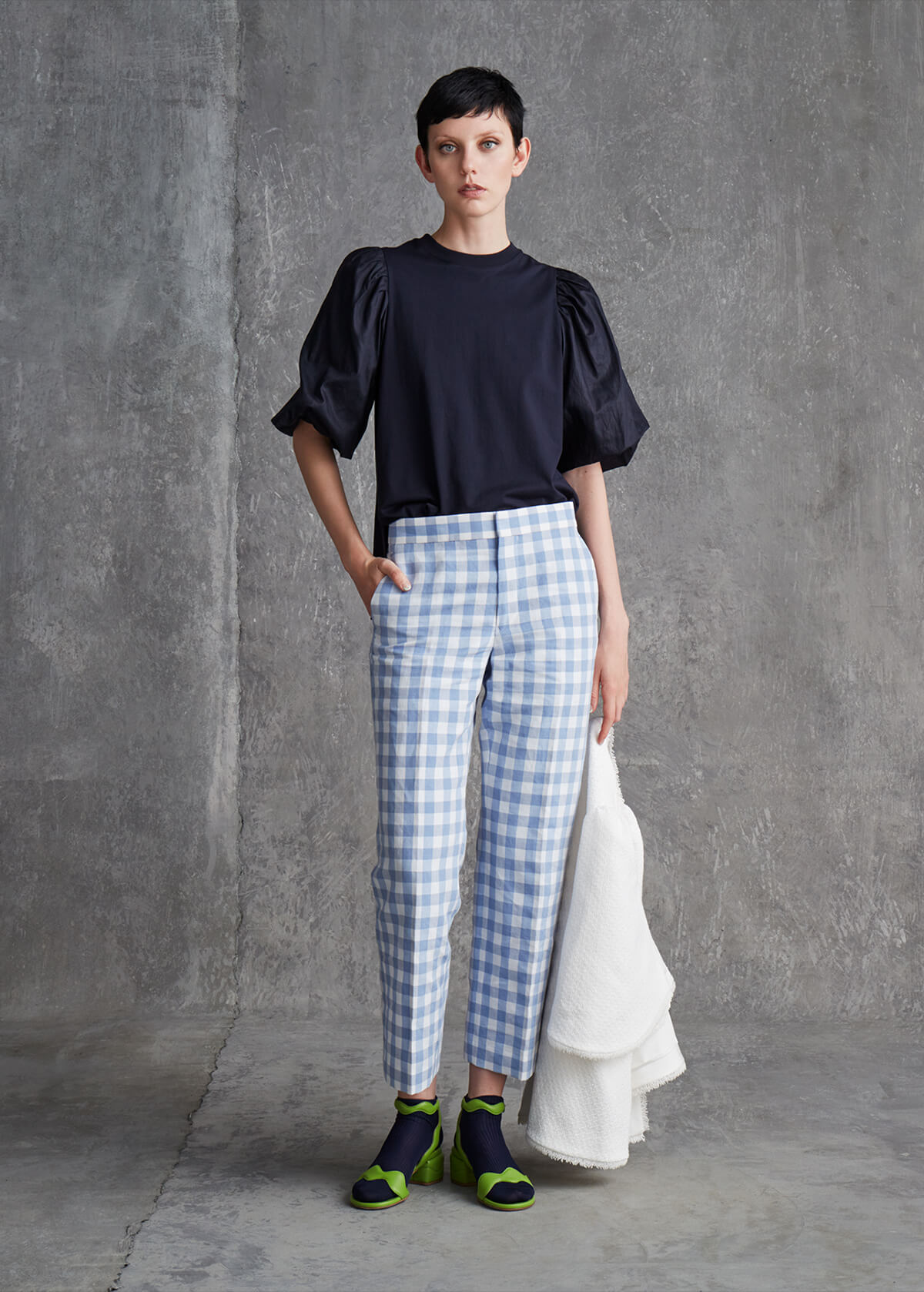 LOOK 11