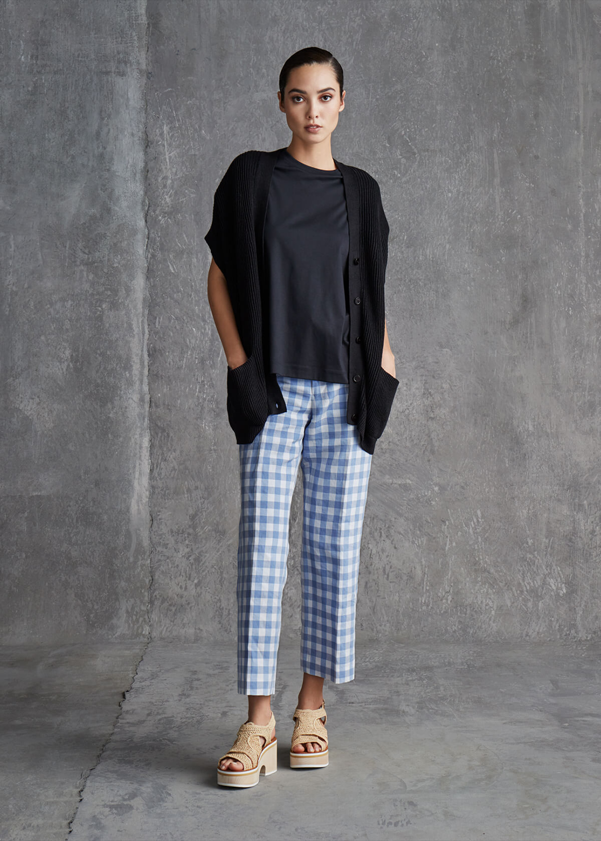 LOOK 12