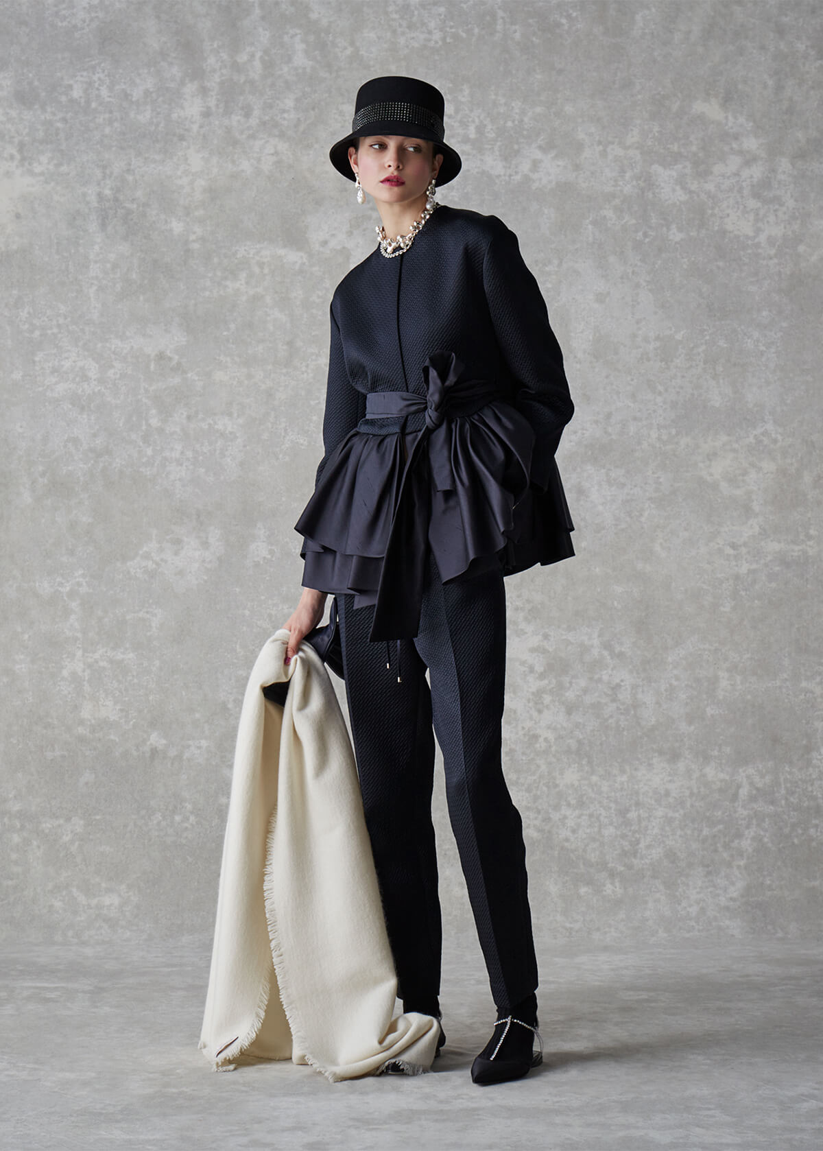 LOOK 3