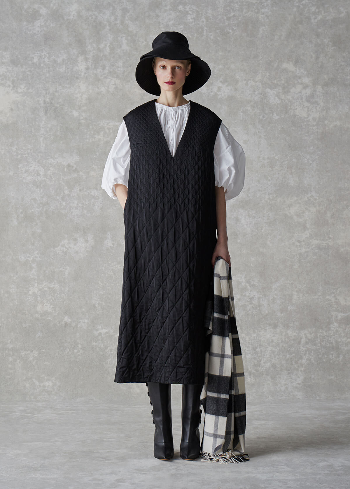 LOOK 16
