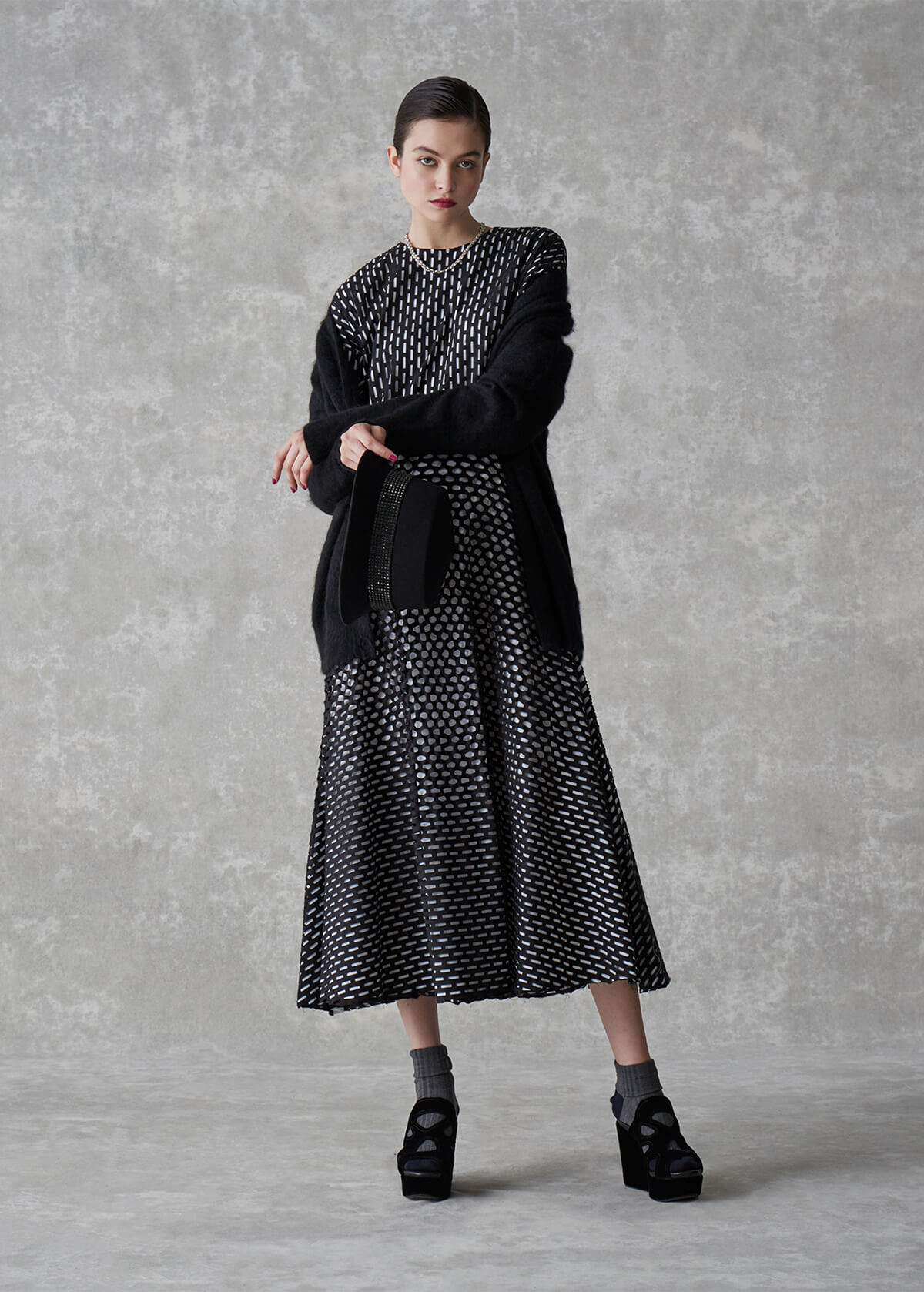 LOOK 18