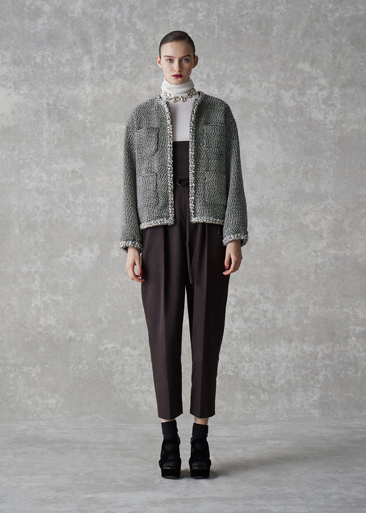 LOOK 29