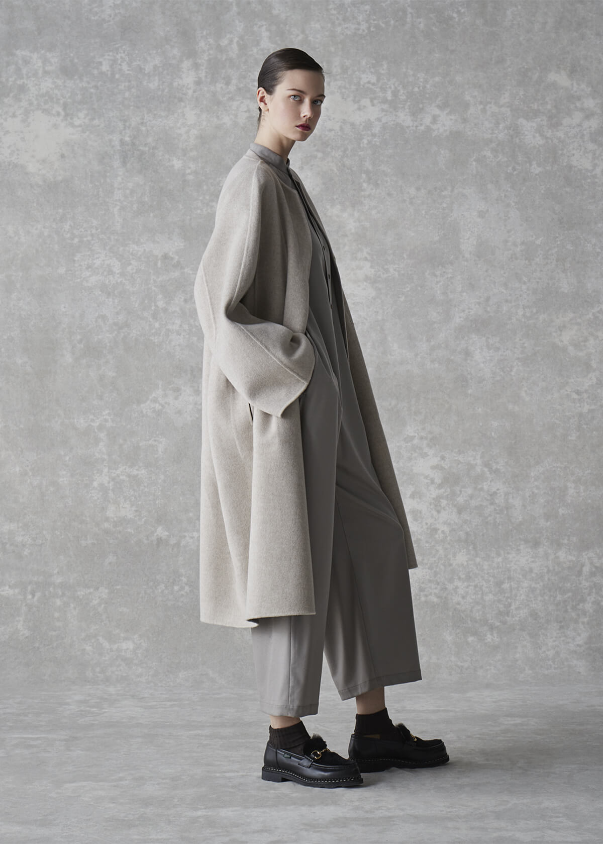 LOOK 2
