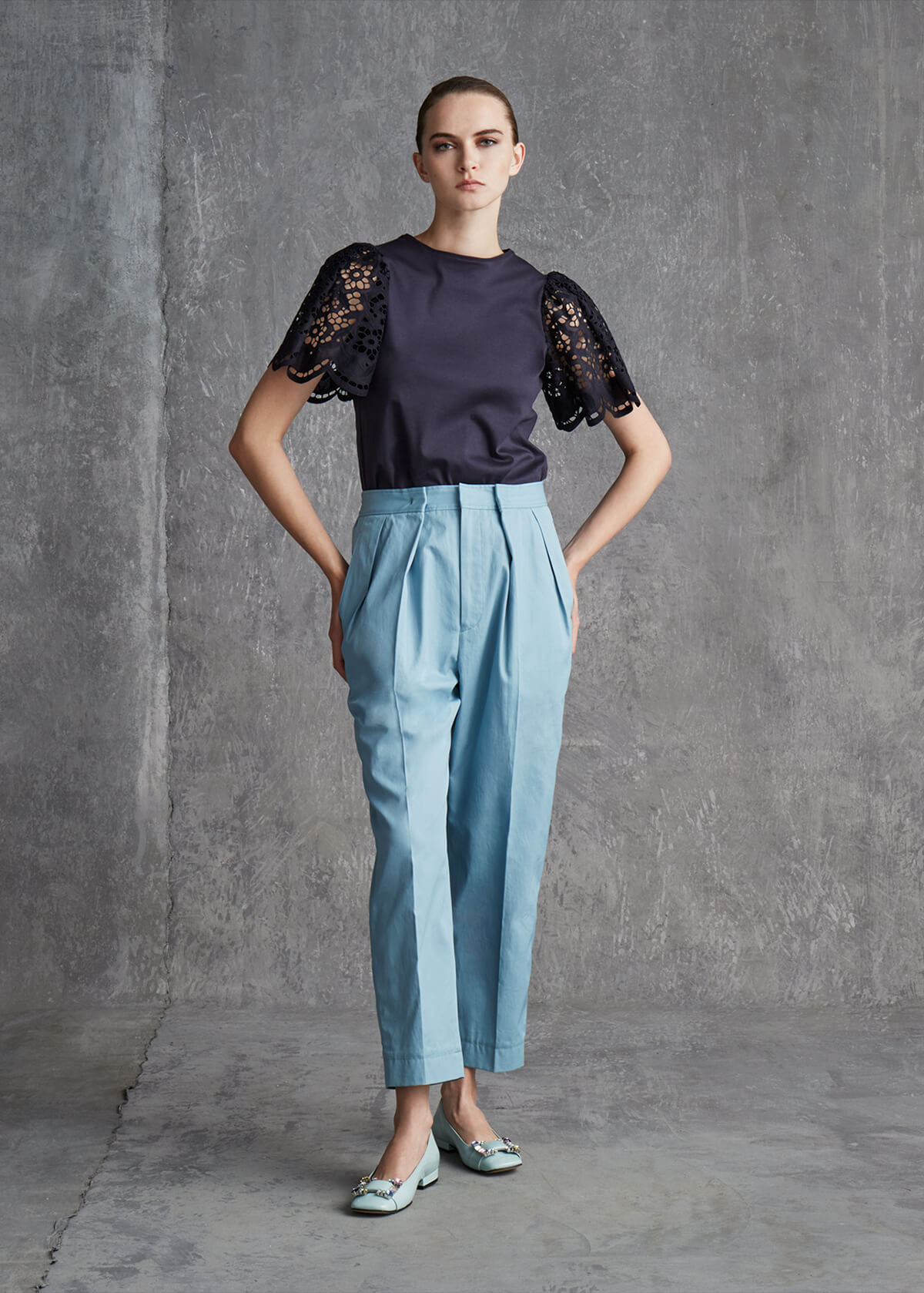 LOOK 4