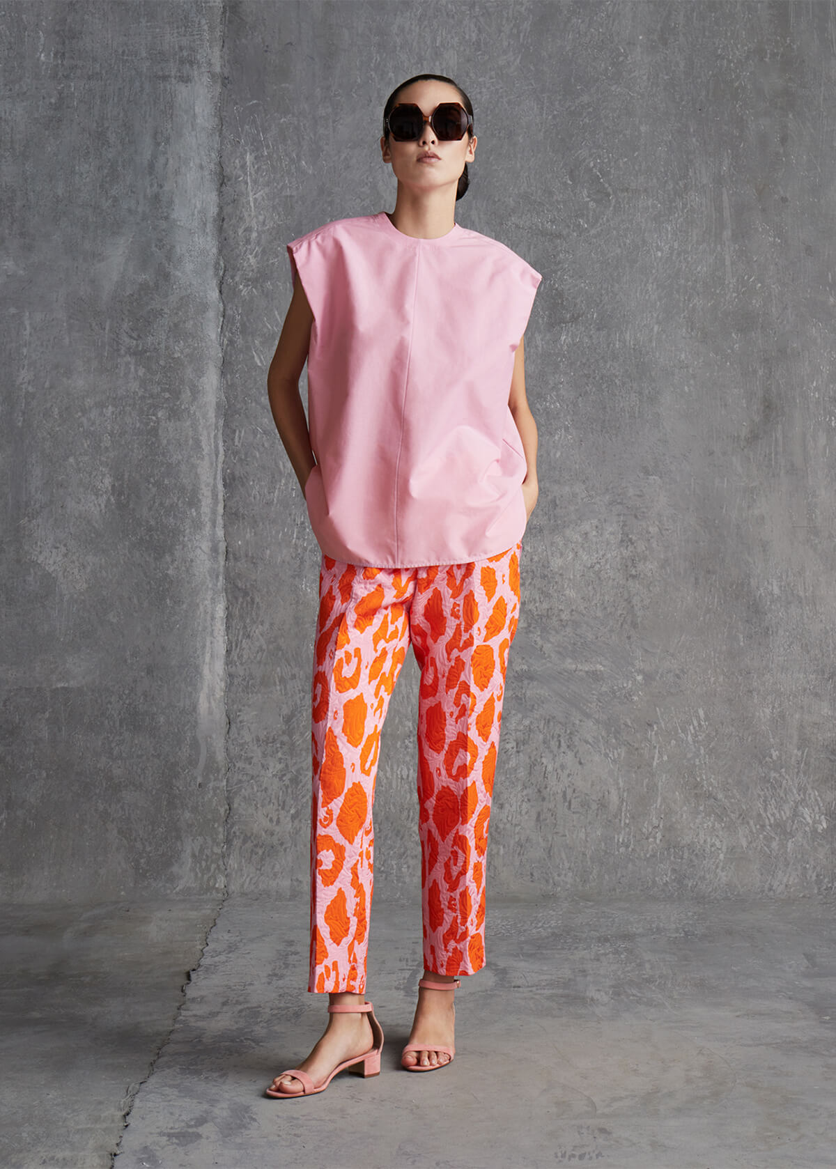 LOOK 6