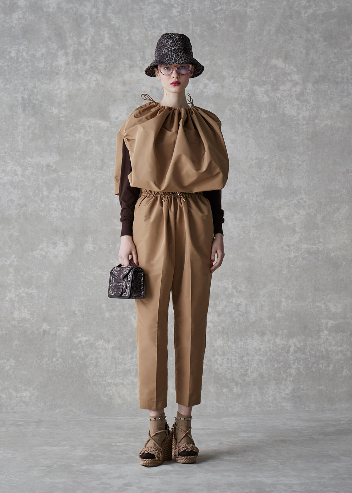 LOOK 6
