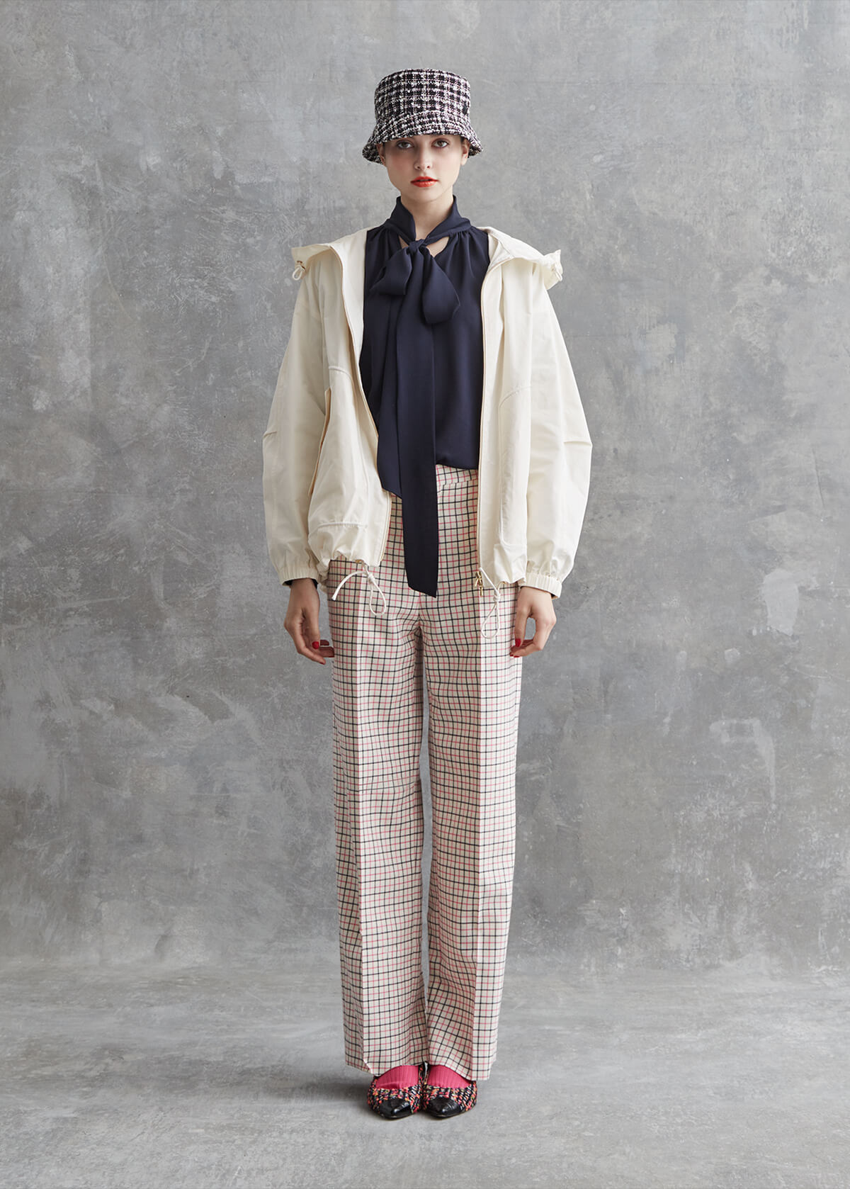 LOOK 3
