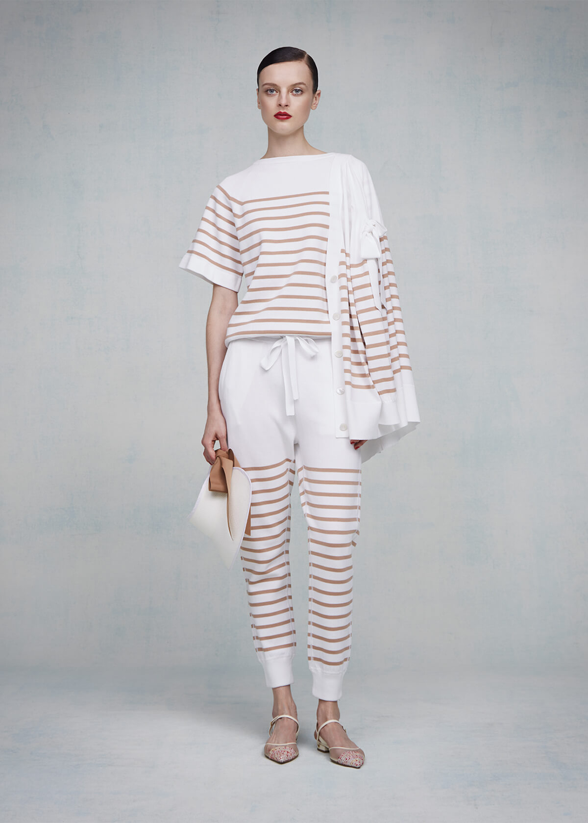 LOOK 6