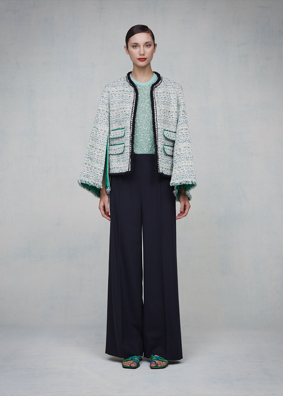 LOOK 17