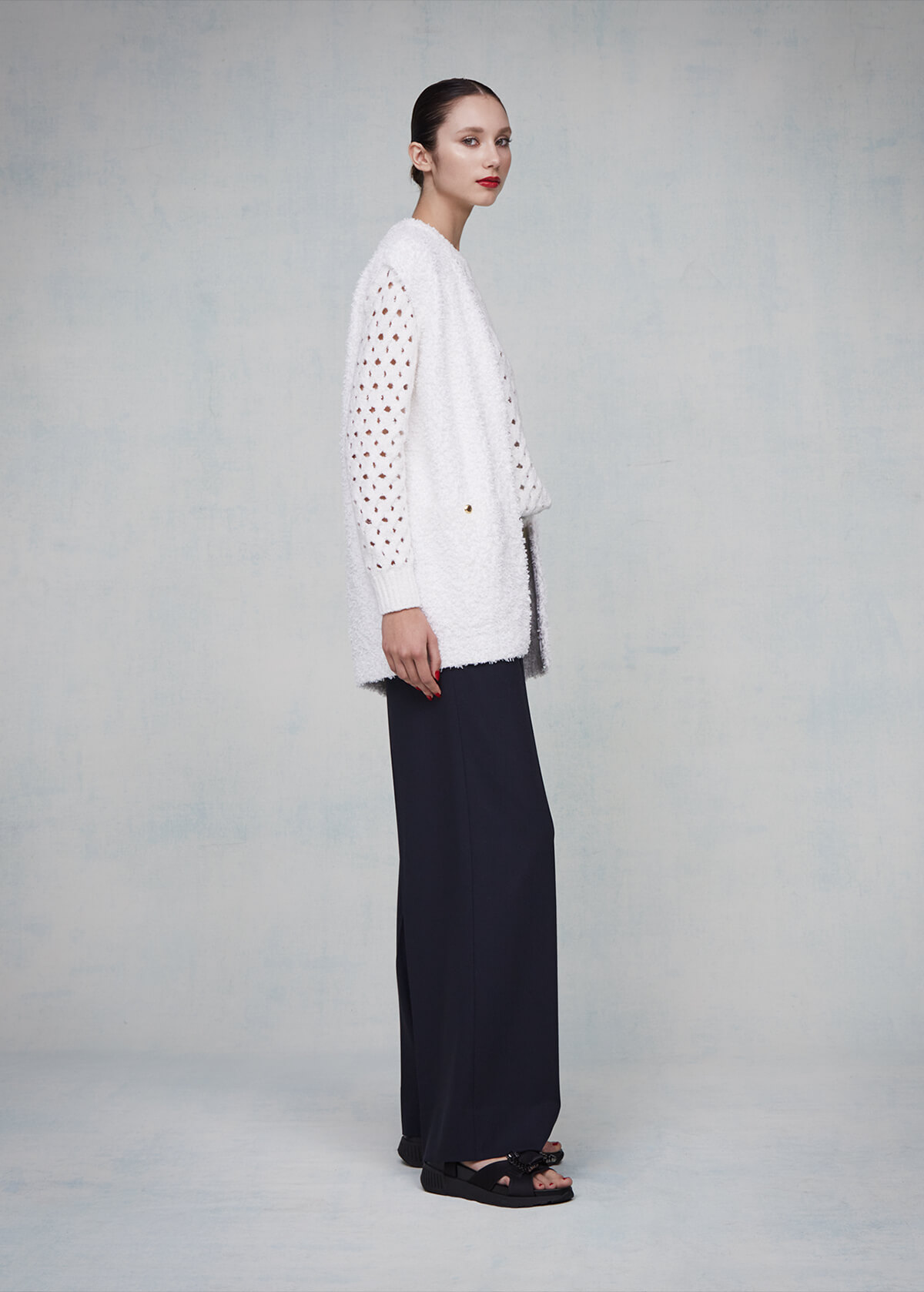 LOOK 24