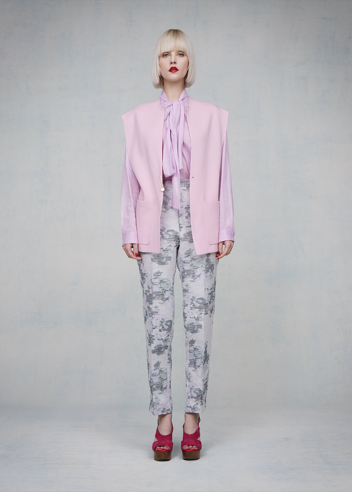 LOOK 42