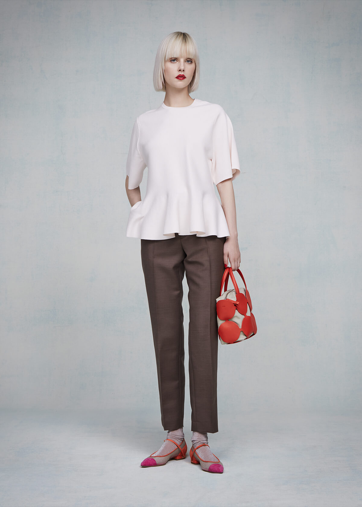 LOOK 12