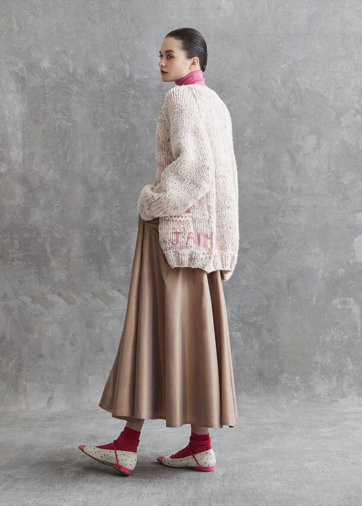 LOOK 6