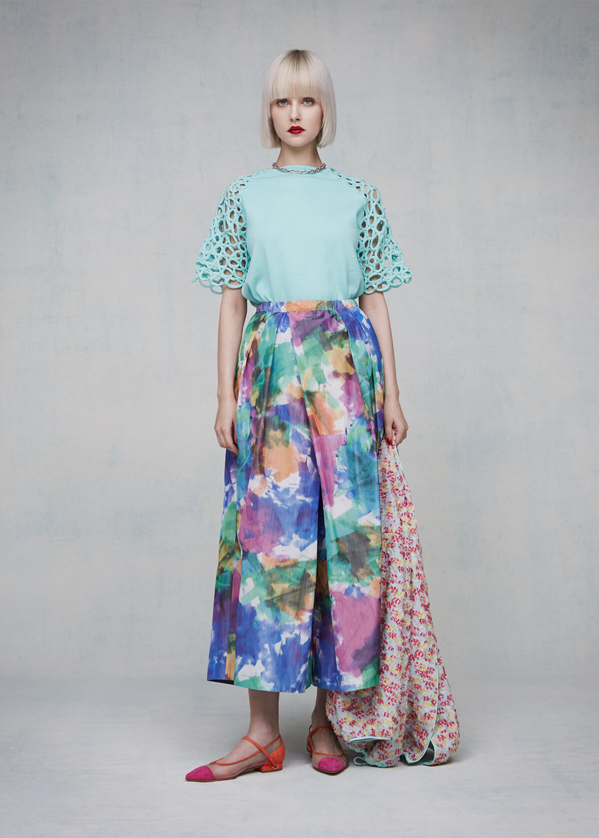 LOOK 25