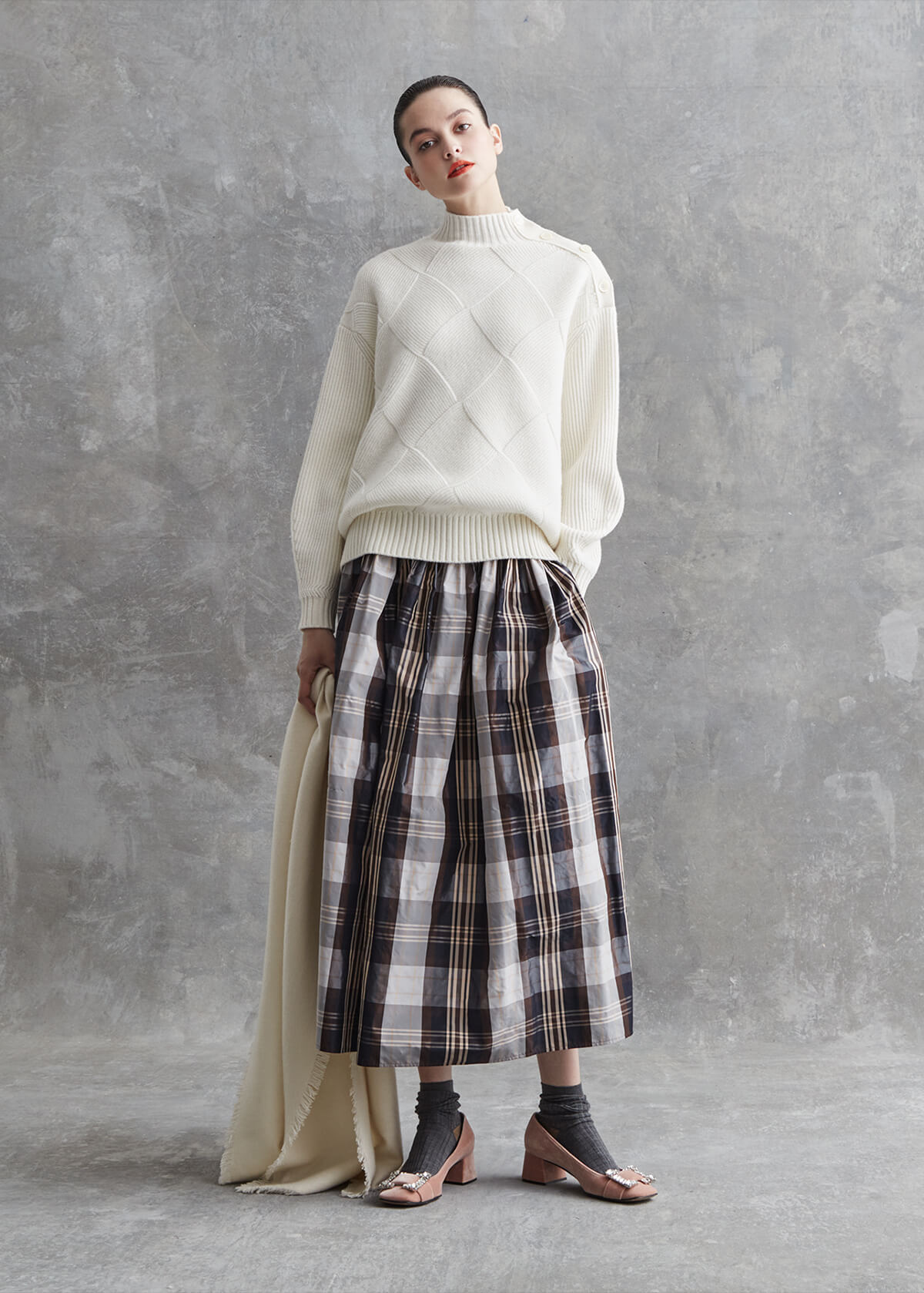 LOOK 2