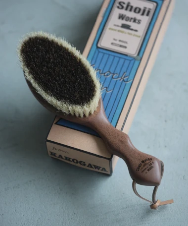 「Shoji Works」の専用ブラシ